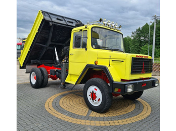 شاحنة قلاب IVECO Stralis