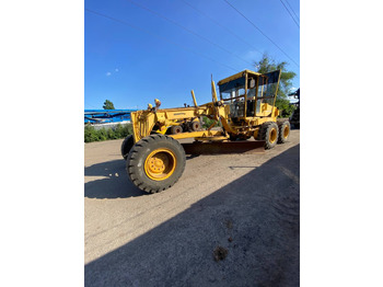 ماكينة تسوية KOMATSU