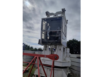 رافعة برجية LIEBHERR