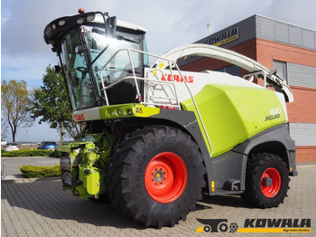 حصادة الأعلاف CLAAS Jaguar 840