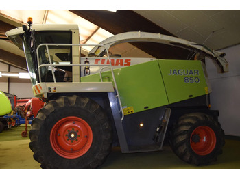 حصادة الأعلاف CLAAS Jaguar 850