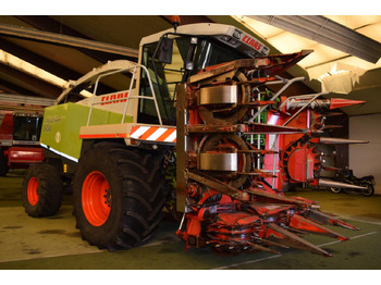 حصادة الأعلاف CLAAS Jaguar