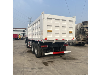 شاحنة قلاب SINOTRUK HOWO
