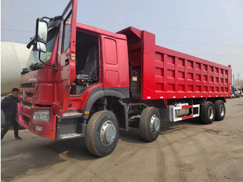 شاحنة قلاب SINOTRUK HOWO