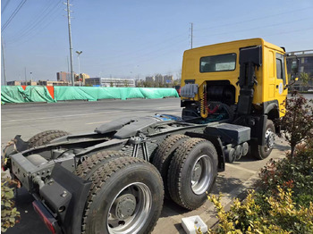مقطورة السحب SINOTRUK HOWO