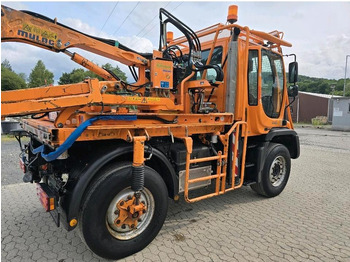 جرافة ثلج UNIMOG U300