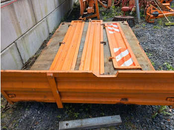 حاوية قلابة