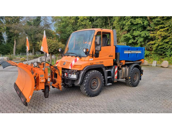 جرافة ثلج UNIMOG