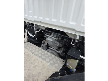 منصة محمولة مثبتة على الشاحنة Nissan Cabstar NT400 podnośnik koszowy Palfinger P240 A Smart: صورة 4