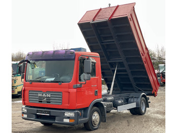 شاحنة قلاب MAN TGL