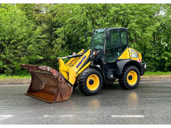 اللودر بعجل KOMATSU