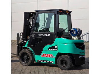 رافعة شوكية تعمل بالغاز Mitsubishi FG 30 N: صورة 3
