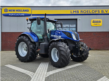 جرار NEW HOLLAND T7.230
