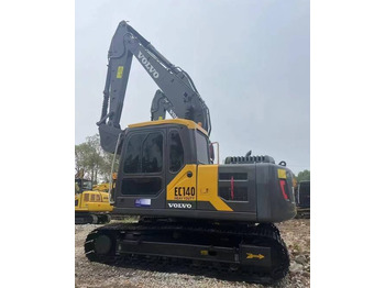 حفار زاحف VOLVO EC140