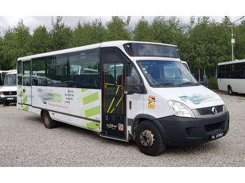 حافلة الضواحي IVECO Daily