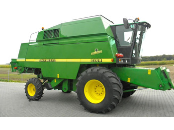 حصادة JOHN DEERE 2264