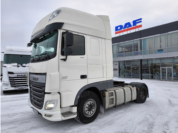 مقطورة السحب DAF XF 460
