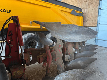 محراث KUHN