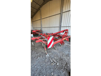 آلة حراثة KVERNELAND