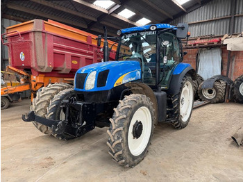 جرار NEW HOLLAND T6000