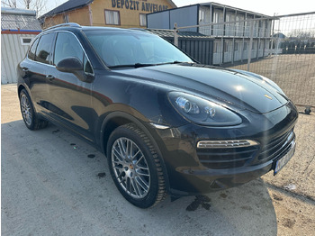 سيارة دفع رباعي PORSCHE CAYENNE: صورة 2 سيارة دفع رباعي PORSCHE CAYENNE: صورة 2