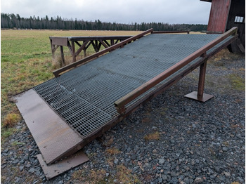 منحدر تحميل Lastausramppi 12m, leveys 300 cm: صورة 5 منحدر تحميل Lastausramppi 12m, leveys 300 cm: صورة 5