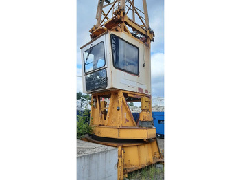 رافعة برجية LIEBHERR