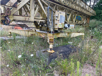 رافعة برجية LIEBHERR