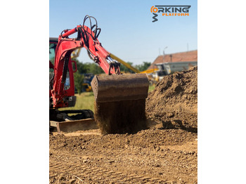 حفار صغير JCB: صورة 2