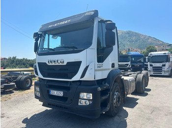 شاحنة بهيكل معدني للمقصورة IVECO Stralis