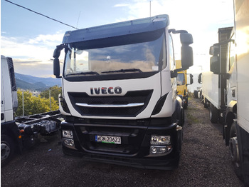 شاحنة بهيكل معدني للمقصورة IVECO Stralis