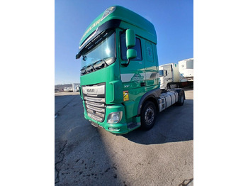 مقطورة السحب DAF XF 480