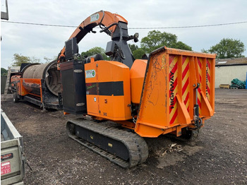 قاطعة الأخشاب