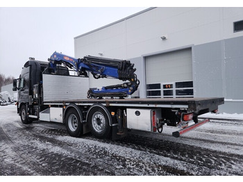 شاحنات مسطحة, شاحنة كرين VolvoFM 420 6x2: صورة 4