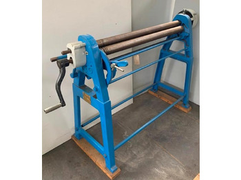 آلة تصنيع المعادن