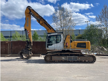 آلة التعامل مع النفايات LIEBHERR LH 30 C