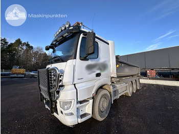 شاحنة برافعة خطافية MERCEDES-BENZ Arocs 3251