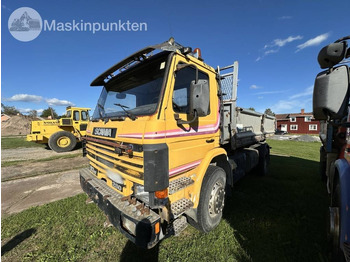 شاحنة قلاب SCANIA P93