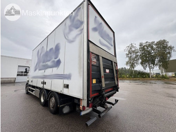 شاحنة صندوقية Scania R 490: صورة 2