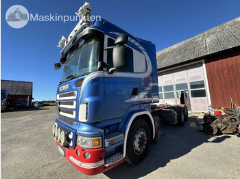 شاحنة بهيكل معدني للمقصورة SCANIA R 560