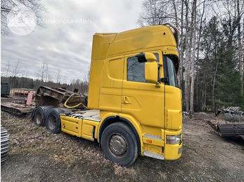 مقطورة السحب SCANIA R164