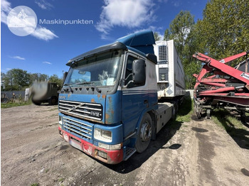 مقطورة السحب VOLVO FM12 380
