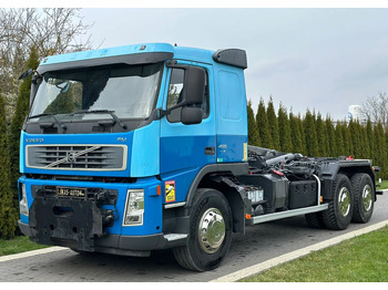 شاحنة برافعة خطافية VOLVO FM 400
