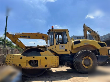 ضاغطة التربة BOMAG