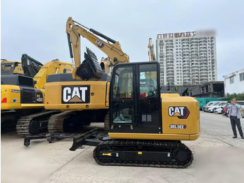 حفار صغير CATERPILLAR 305.5E2