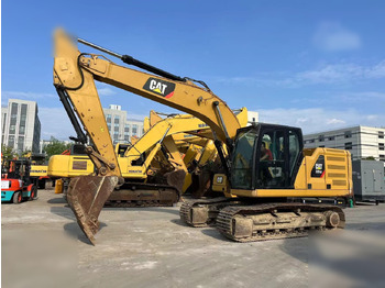 حفار زاحف CATERPILLAR 320GC