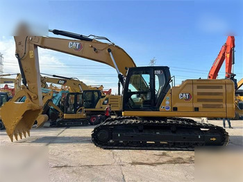 حفار زاحف CATERPILLAR 330