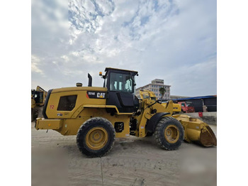 اللودر بعجل CATERPILLAR 924K