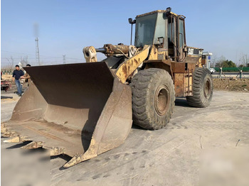 اللودر بعجل CATERPILLAR 966F