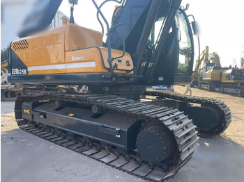 حفار زاحف HYUNDAI ROBEX 220 LC-9S: صورة 4